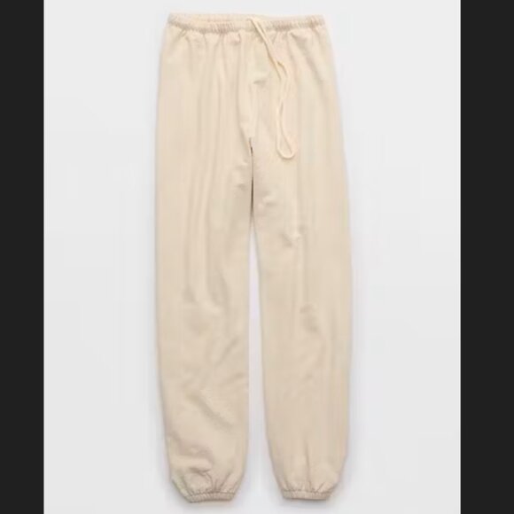 American Eagle Oversized Ultra Soft Joggers with Pockets - Cream in Size XL - Picture 1 of 9
